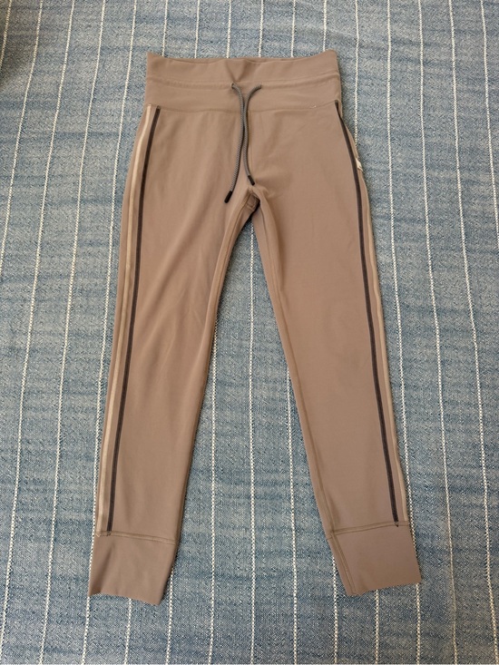 Vuori Pants - Vuori Taupe Leggings with Dark Trim